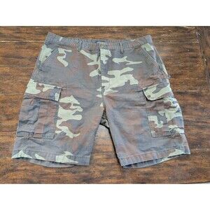 Levi Strauss &Co Men’s Cargo Shorts SZ 40x9 Inseam Army Camo Streetwear